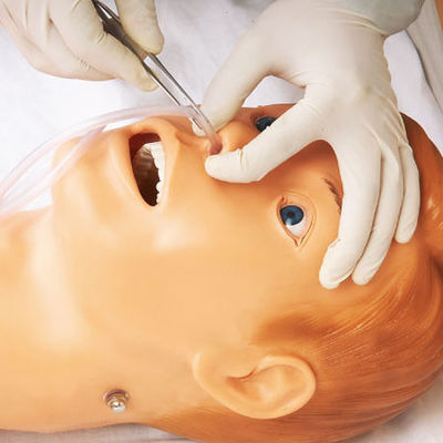Intelligente EHBO-opleiding Mannequin voor menselijke levensgrootte Klinische verpleegkundige opleiding