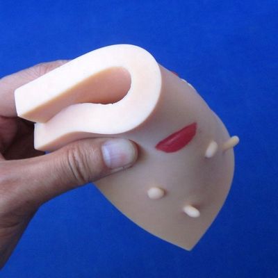 Perfect Your Patients Care demonstratie met Manikin en huidlaesies Training Model