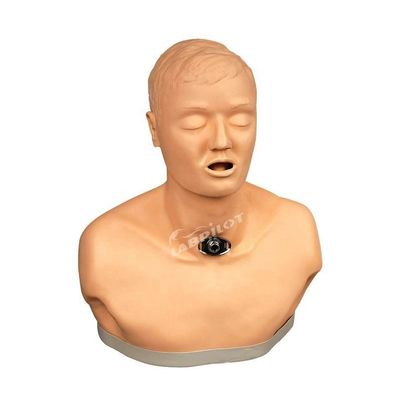 Verpleegkundig mannetje met zuigtrainingsfunctie Volwassenen tracheostomie Zorg en zuig